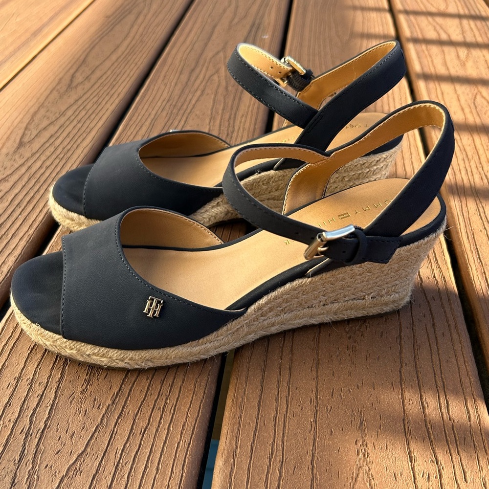 Tommy Hilfiger Navy Wedge Espadrilles